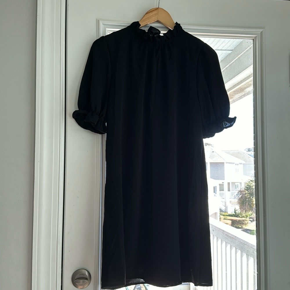 Entro Black Dress